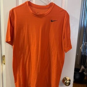 Nike Men's dri fit performance heathered Orange Tee